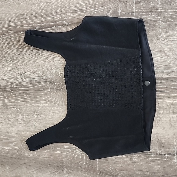 NEW! WAYF Where Are You From Cora Snap Button Front Cropped Tank Small - Picture 9 of 10